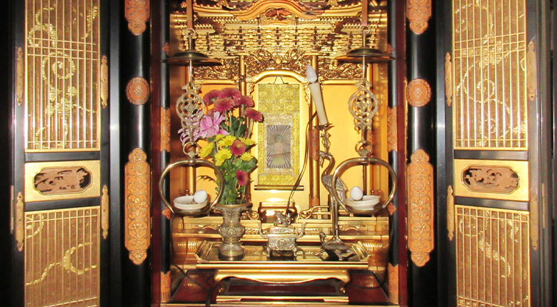 漆塗り⾦仏壇(⾦仏壇)